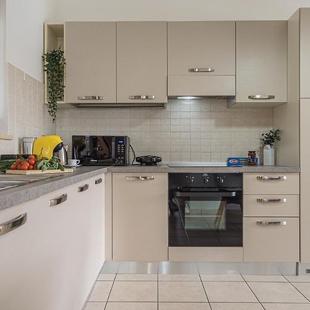 Hygge Family Apartment - One Step Away From The Lake!!! Sirmione Exteriér fotografie