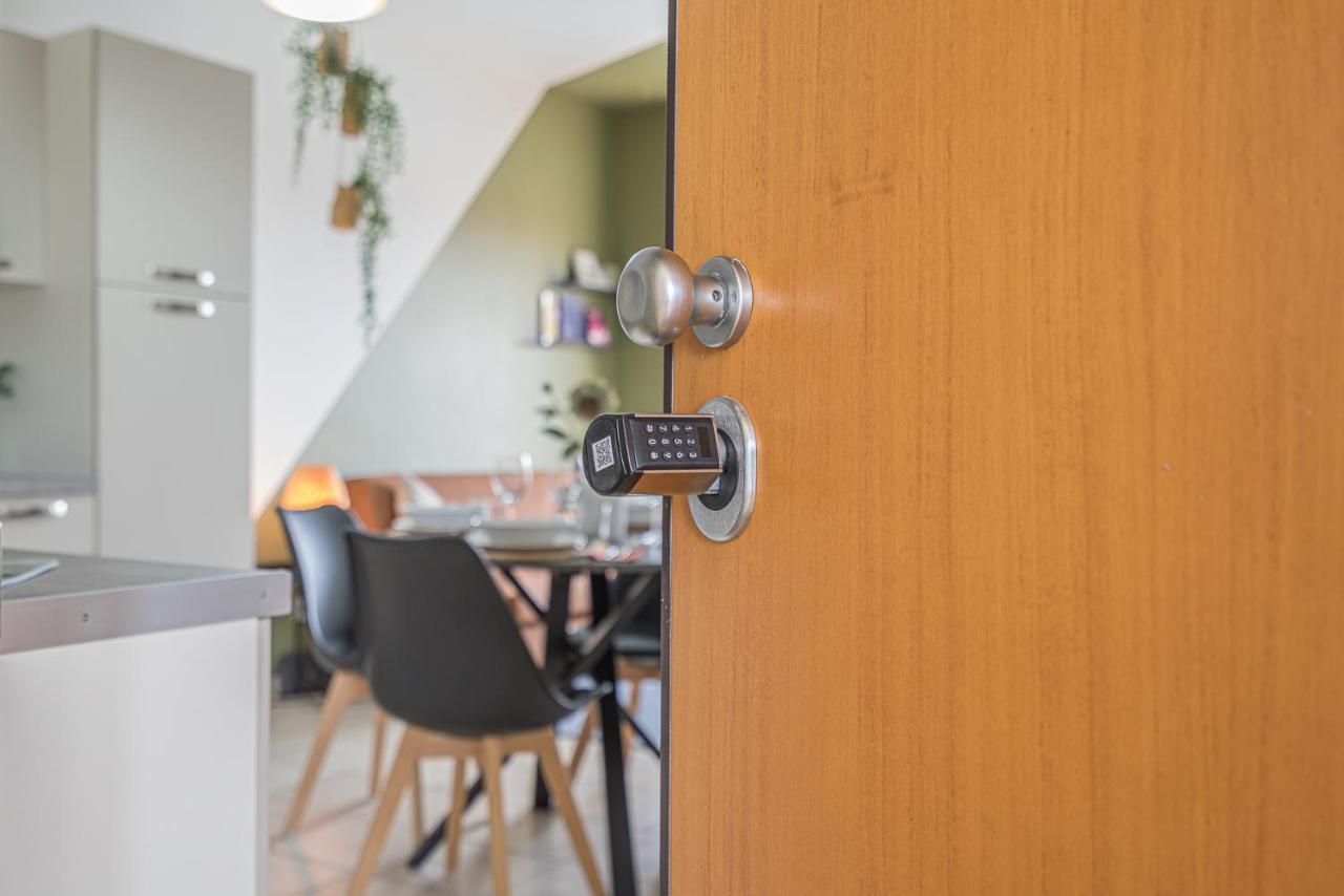 Hygge Family Apartment - One Step Away From The Lake!!! Sirmione Exteriér fotografie
