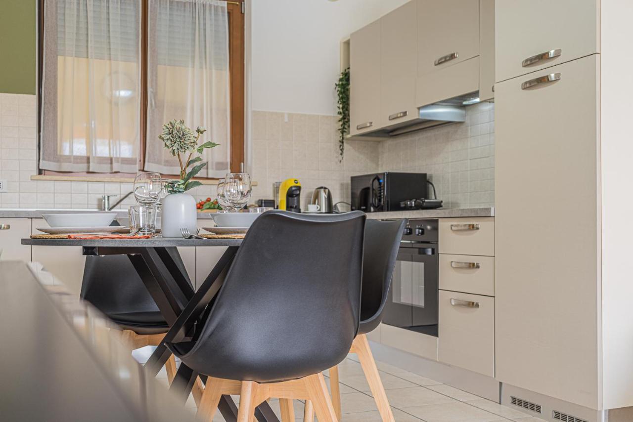 Hygge Family Apartment - One Step Away From The Lake!!! Sirmione Exteriér fotografie
