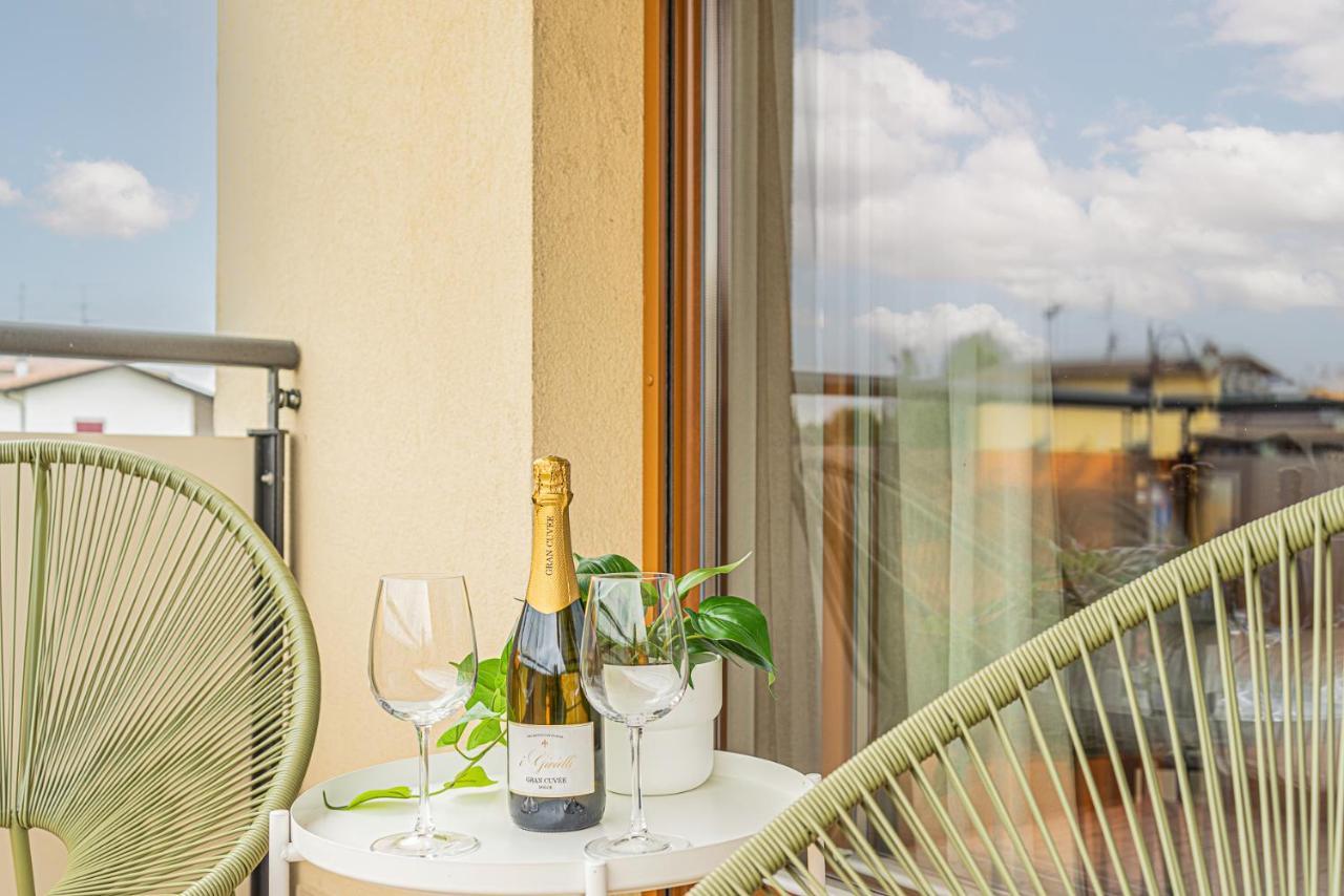 Hygge Family Apartment - One Step Away From The Lake!!! Sirmione Exteriér fotografie