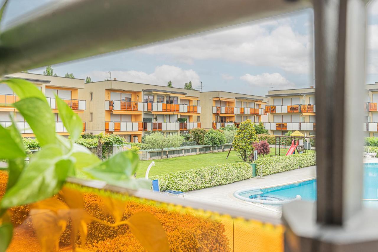 Hygge Family Apartment - One Step Away From The Lake!!! Sirmione Exteriér fotografie